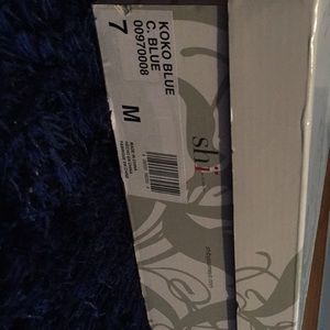 “Koko Blue” high heel